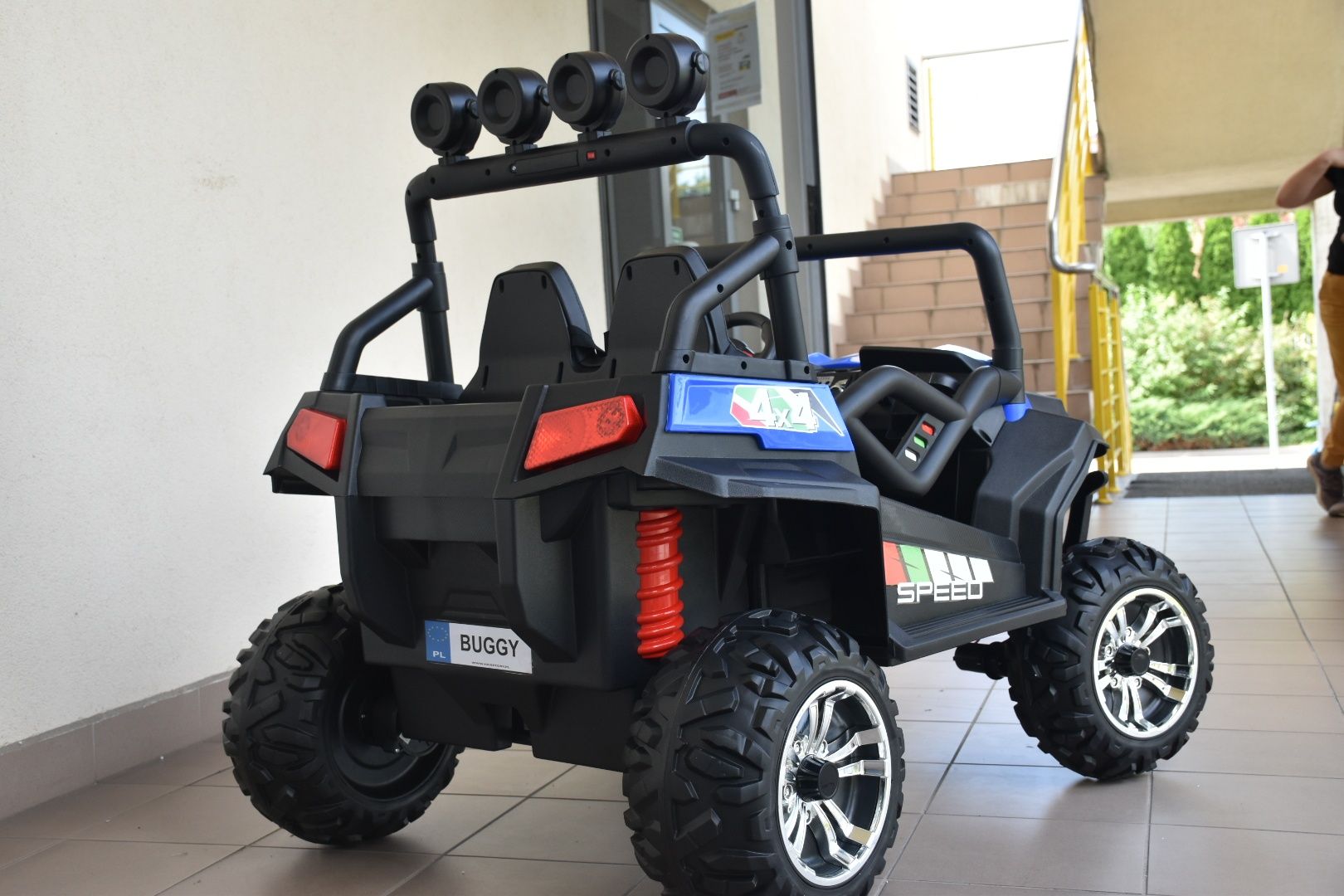 Pojazd Grand Buggy 4x4 24 V STRONG nowość