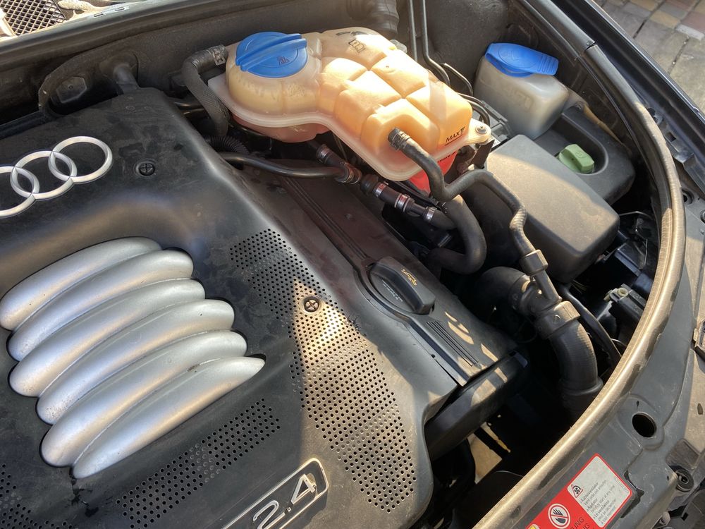 Продам Audi A6C5 2004