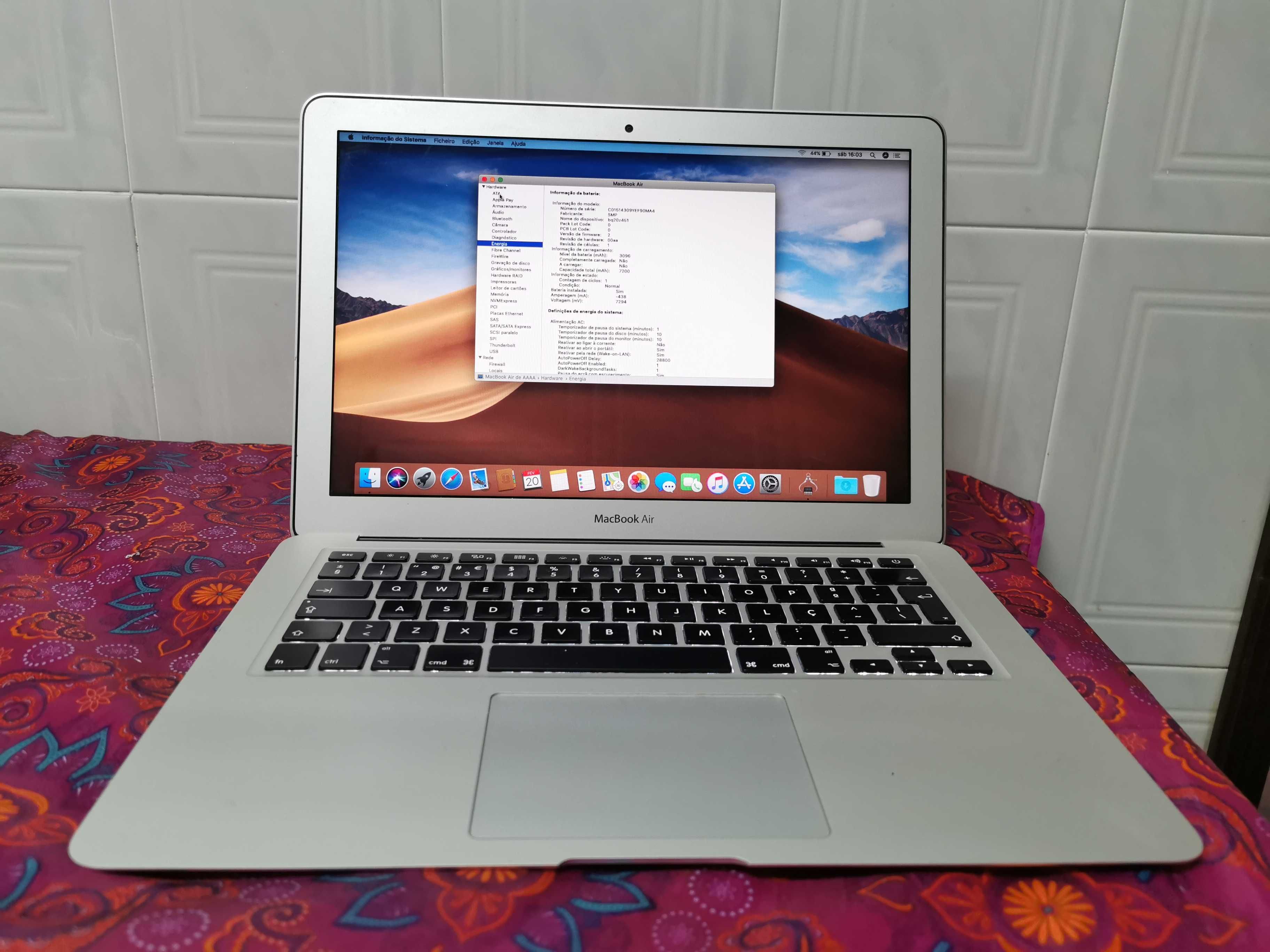 MacBook Air 13", (Late 2015), bateria nova