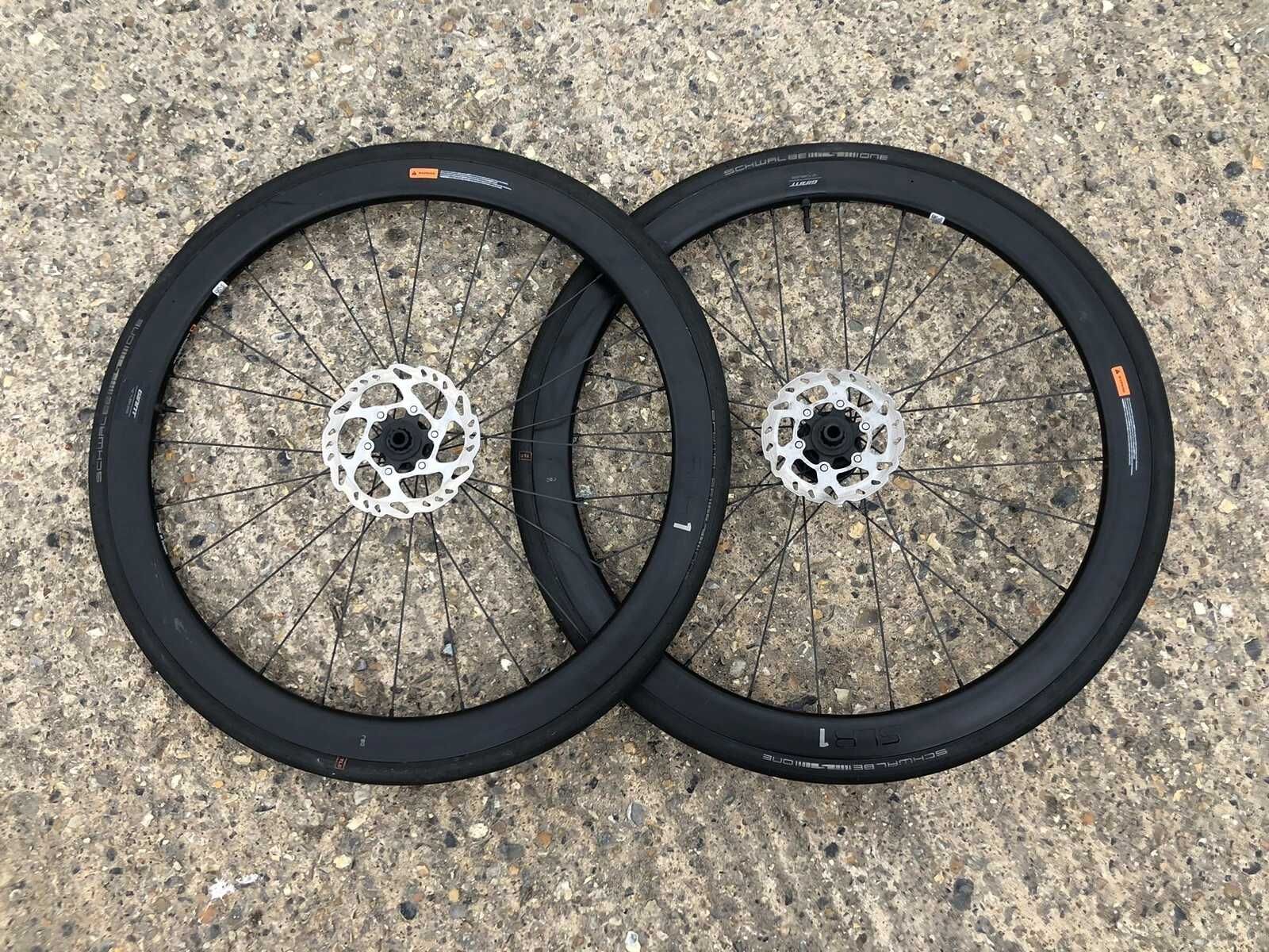 Koła Giant SLR1 42mm Disc Carbon Tubeless Shimano Tarcze Szosowe