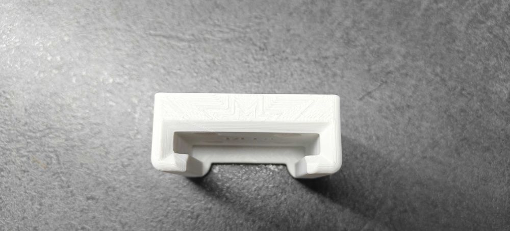 Uchwyt do baterii Milwaukee M18