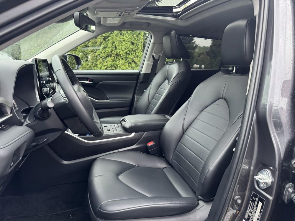 Автомобіль Toyota HIGHLANDER 2022 рік 3.5