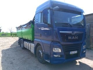 MAN TGX 26.460 z przyczepą.