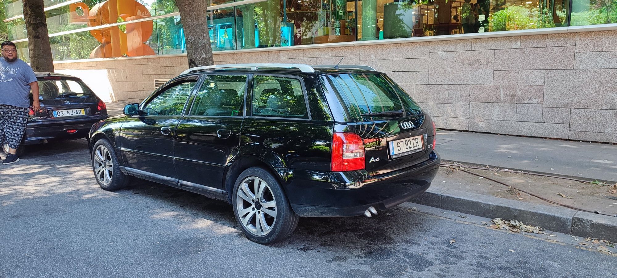 Audi A4 1.9TDi 115PD aceito troca ou retomas