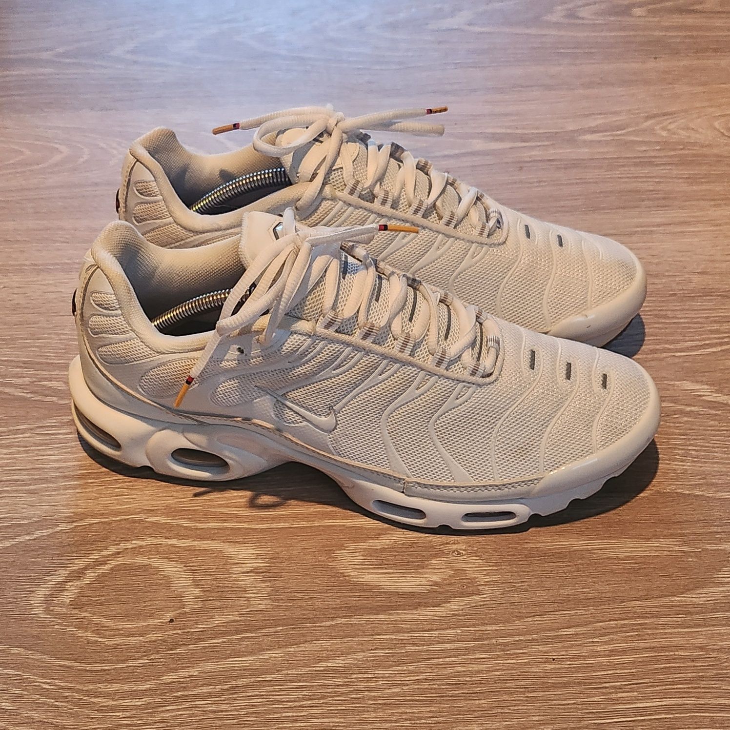 Кроссовки Nike air max plus white 604133-139