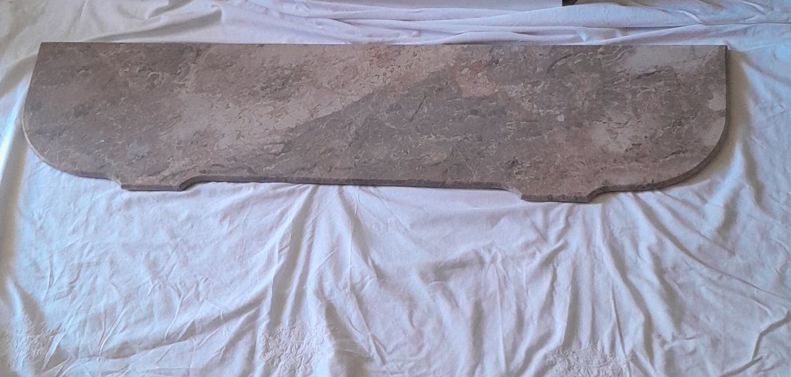 Tampo de mesa em pedra
