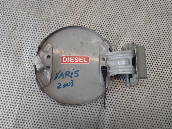 Tampa depósito combustível TOYOTA Yaris (_P1_)