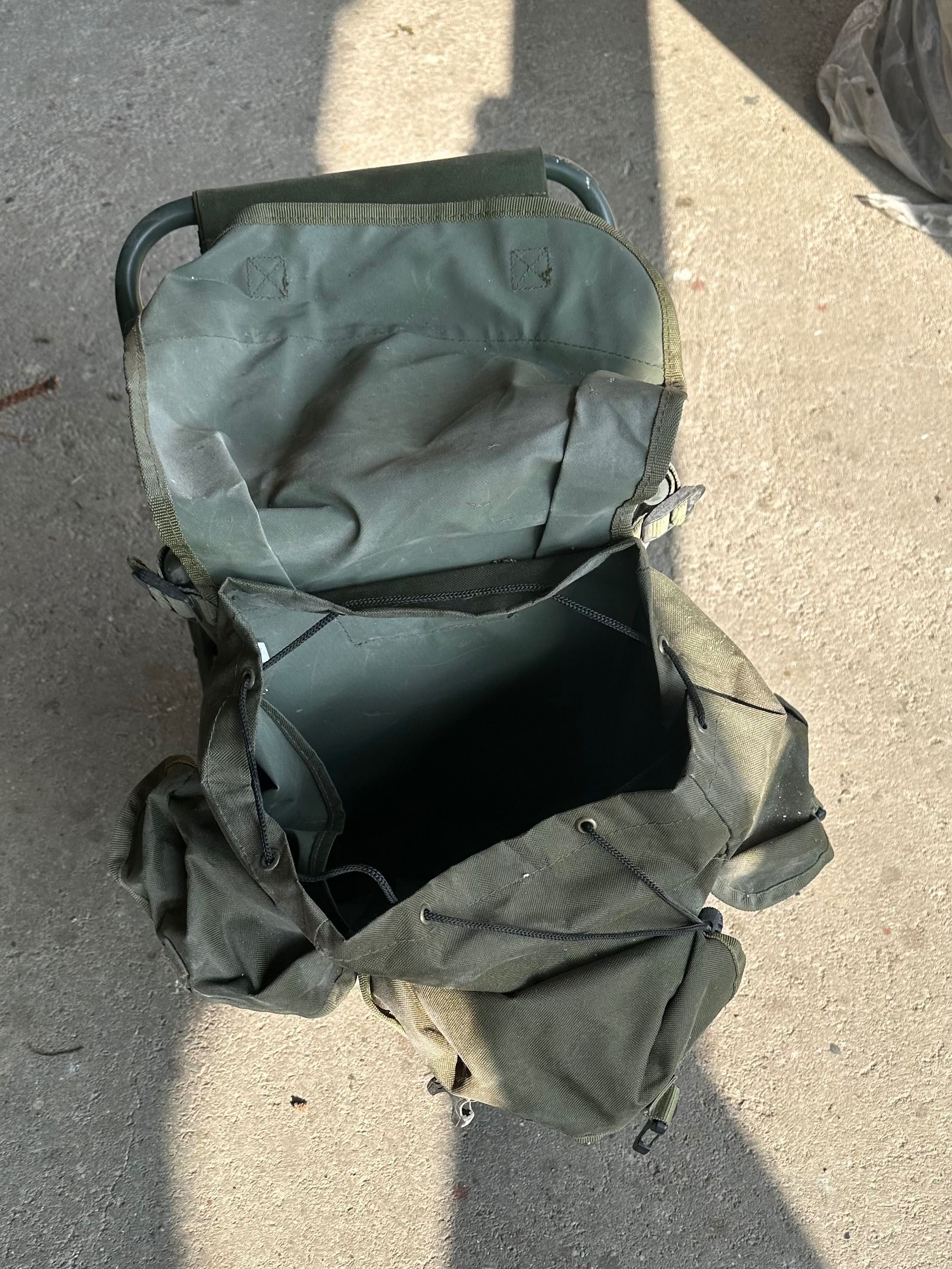 Mocny wędkarski plecak z siedziskiem DWGRSS 209782