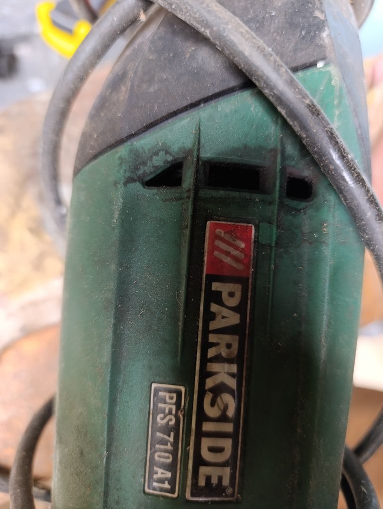 Piła szablasta 230v parkside PFS710A1
