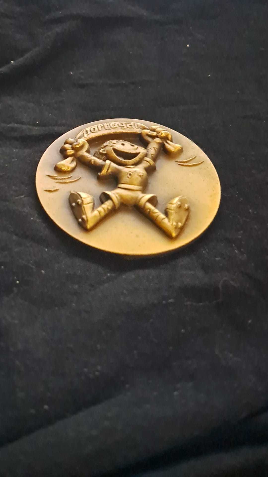 Medalha Comemorativa UEFA Euro 2004 - Portugal