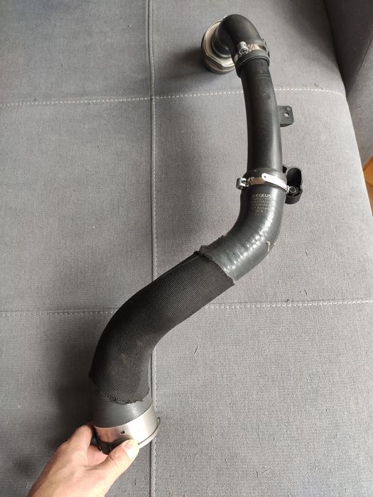 WĄŻ RURA TURBO Intercoolera  1.3 TCe  Duster Renault Scenic Megane