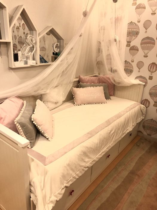 Cama Hemnes IKEA branca extensível