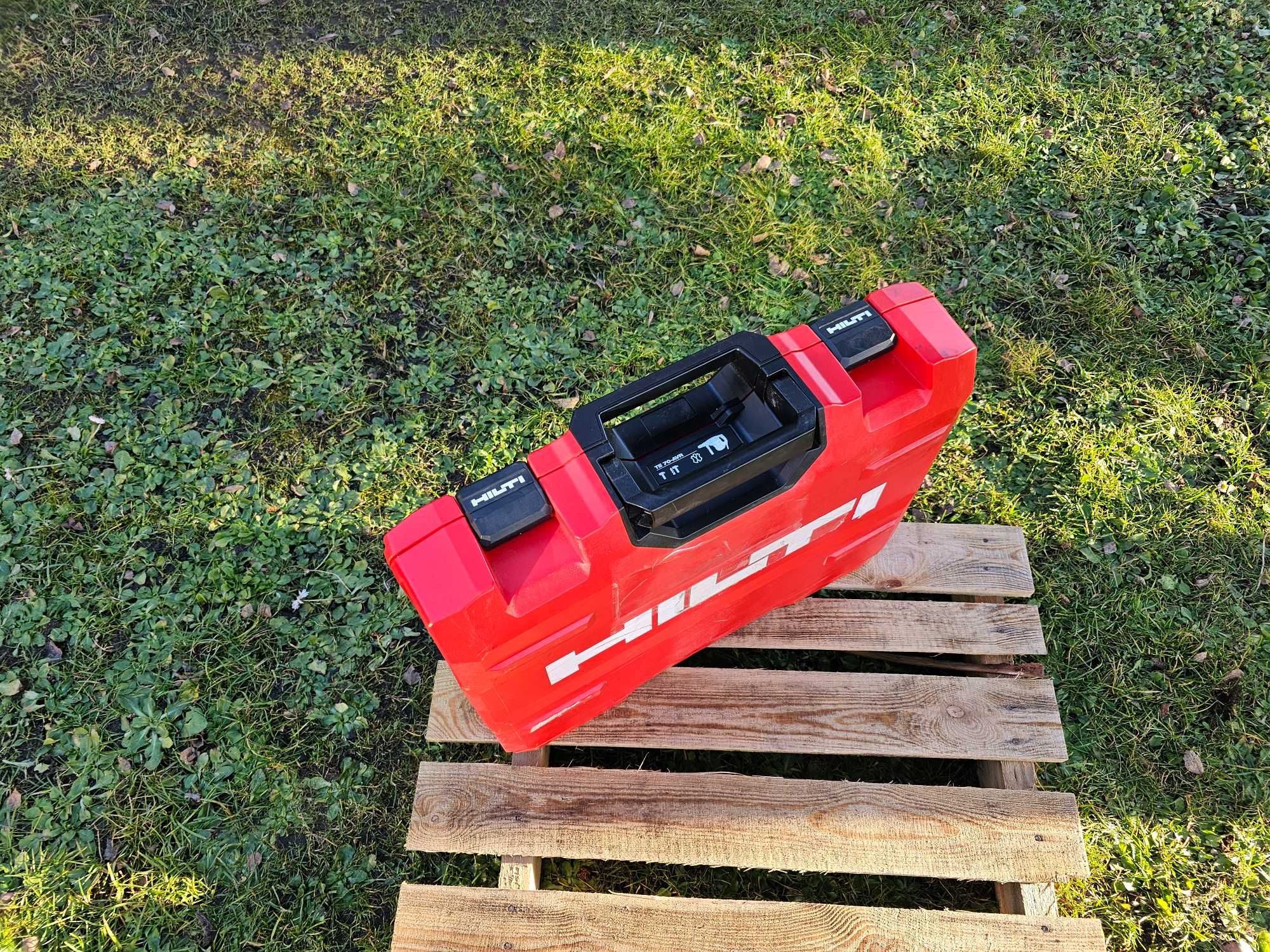 MŁOT UDAROWY HILTI TE 70-AVR zestaw ROK 2024 faktura gwarancja