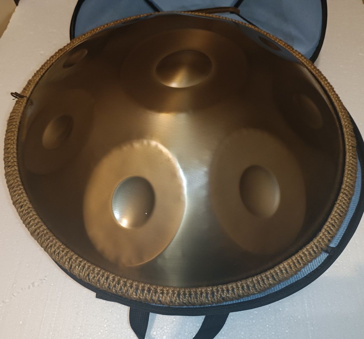 Хендпан ,handpan 9 нот, ханг ,  ре-мінорр . Hluru