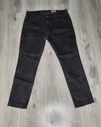 Spodnie jeansy Wrangler Bostin czarne rozmiar W38L34 2XL/3XL