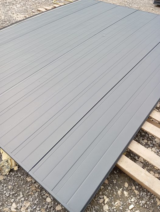 Brama garażowa panelowa segmentowa przemysłowa  405x303 wysoka