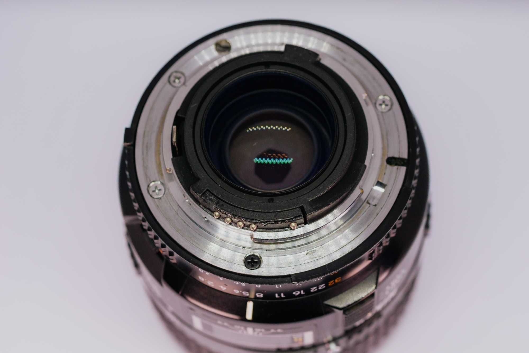 Nikkor 60mm Micro 1:2,8 – Idealny do makrofotografii i portretów