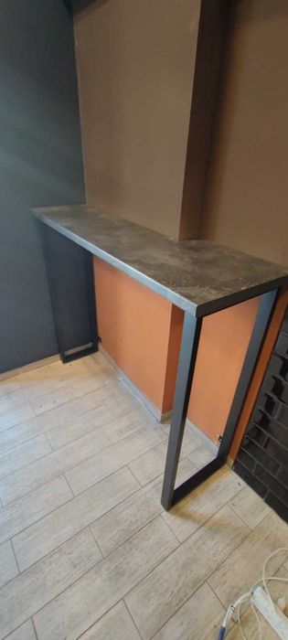 Меблі в кафе лофт. Меблі лофт.