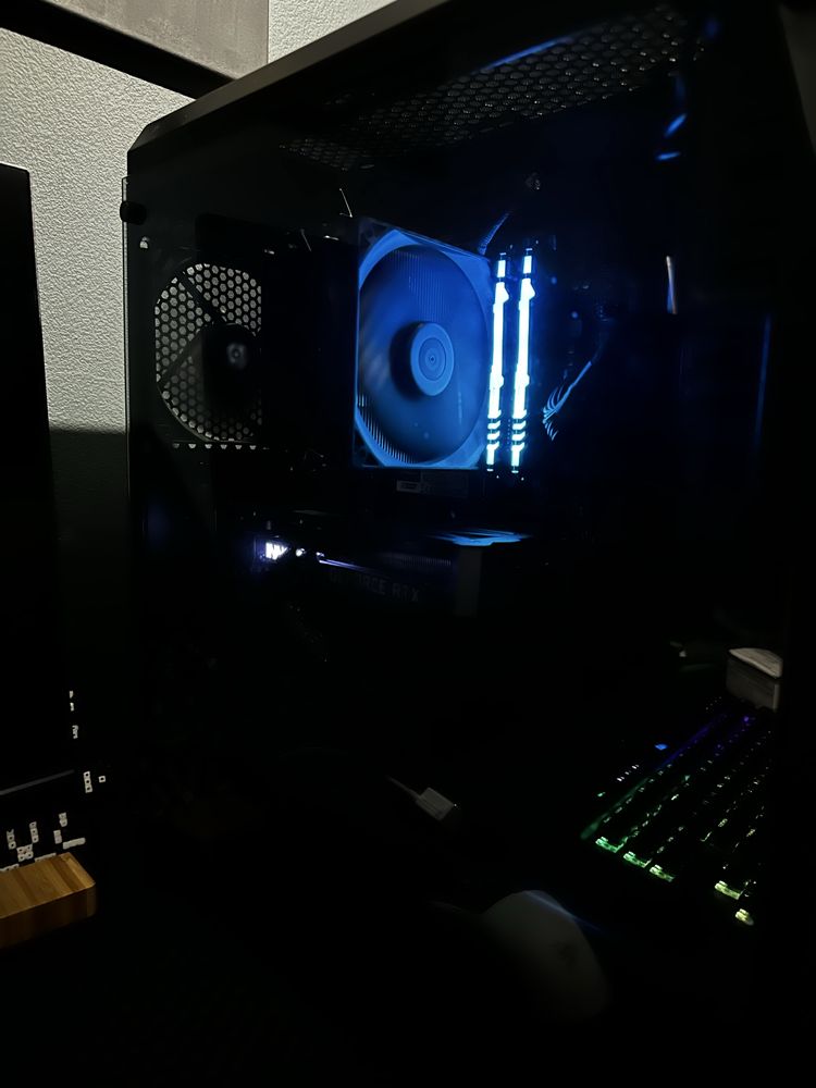 Komputer RTX 3060 Ti Ryzen 5 5600G do gier i do pracy