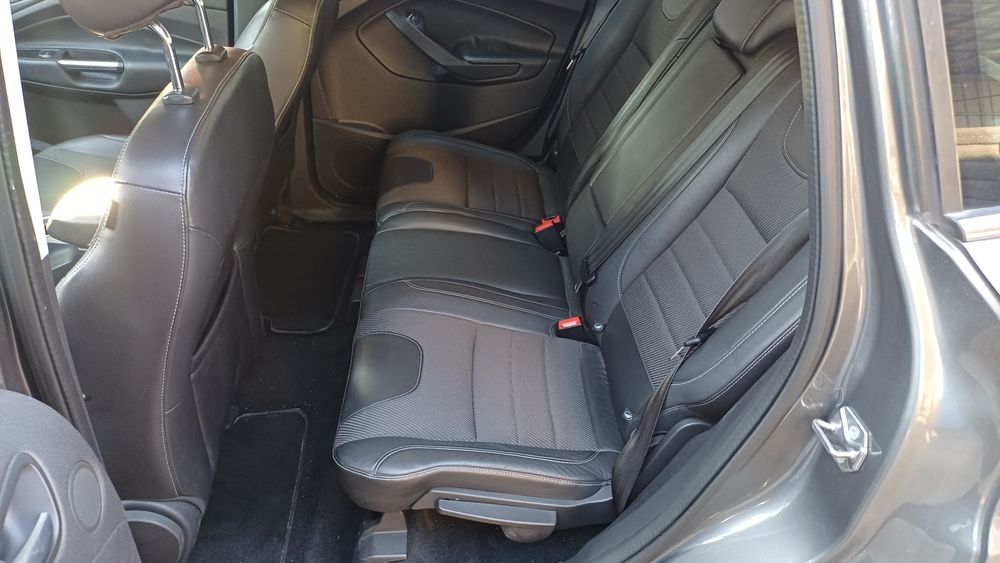 Fotel siedzenie kanapa półskóra ford kuga mk2