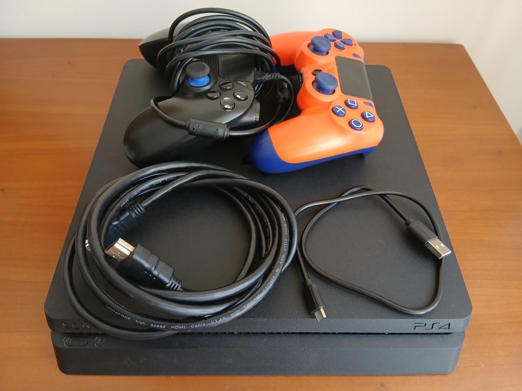 Vendo consola Ps4 Slim 1TB como nova