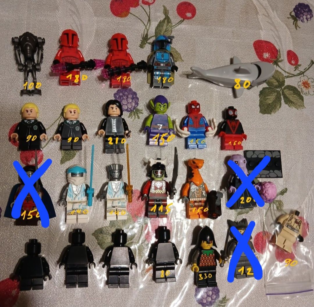 Lego minifigures