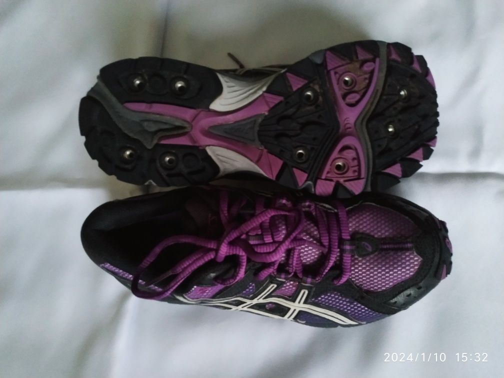 Buty do biegania Asics Arctic 4 goretex