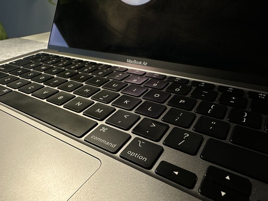 Macbook Air M1 2020