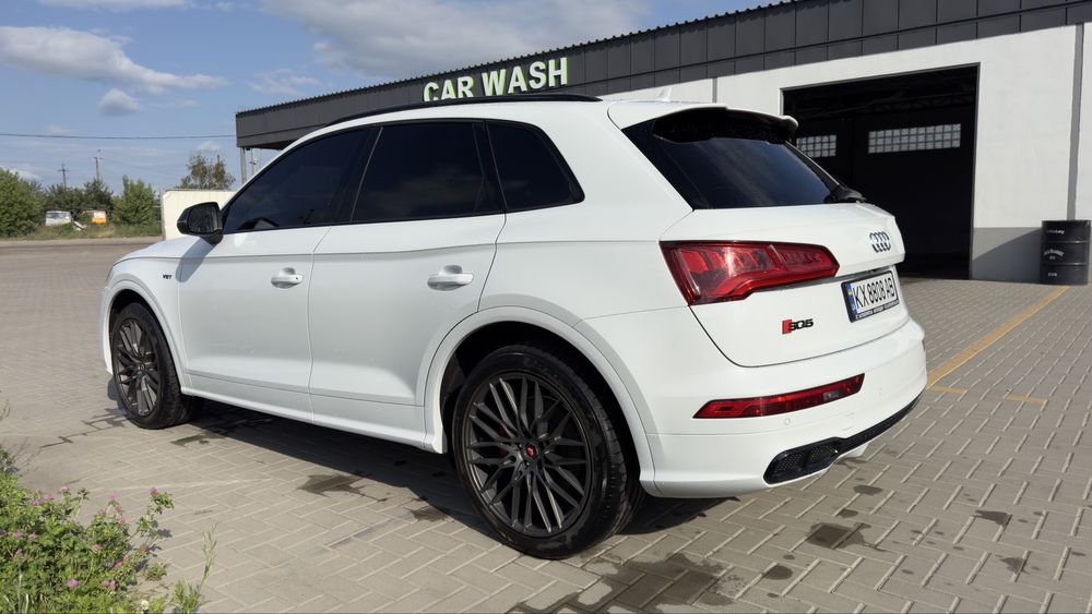 Audi SQ5 2019 год