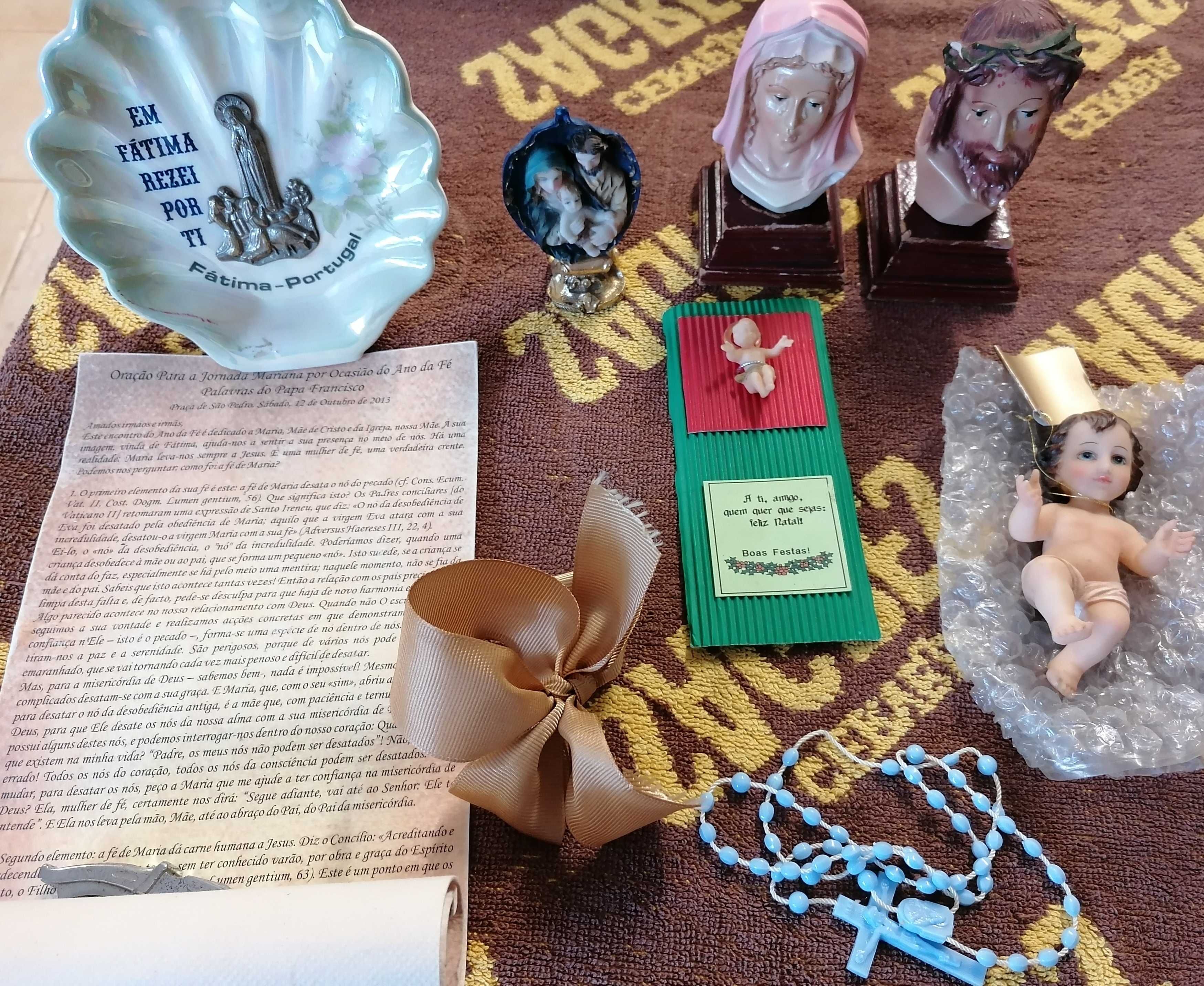 Figuras e símbolos , religiosos, lote todo por 5€