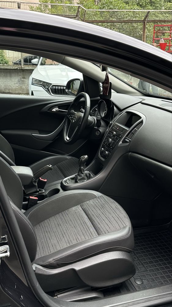 Opel Astra j 2015