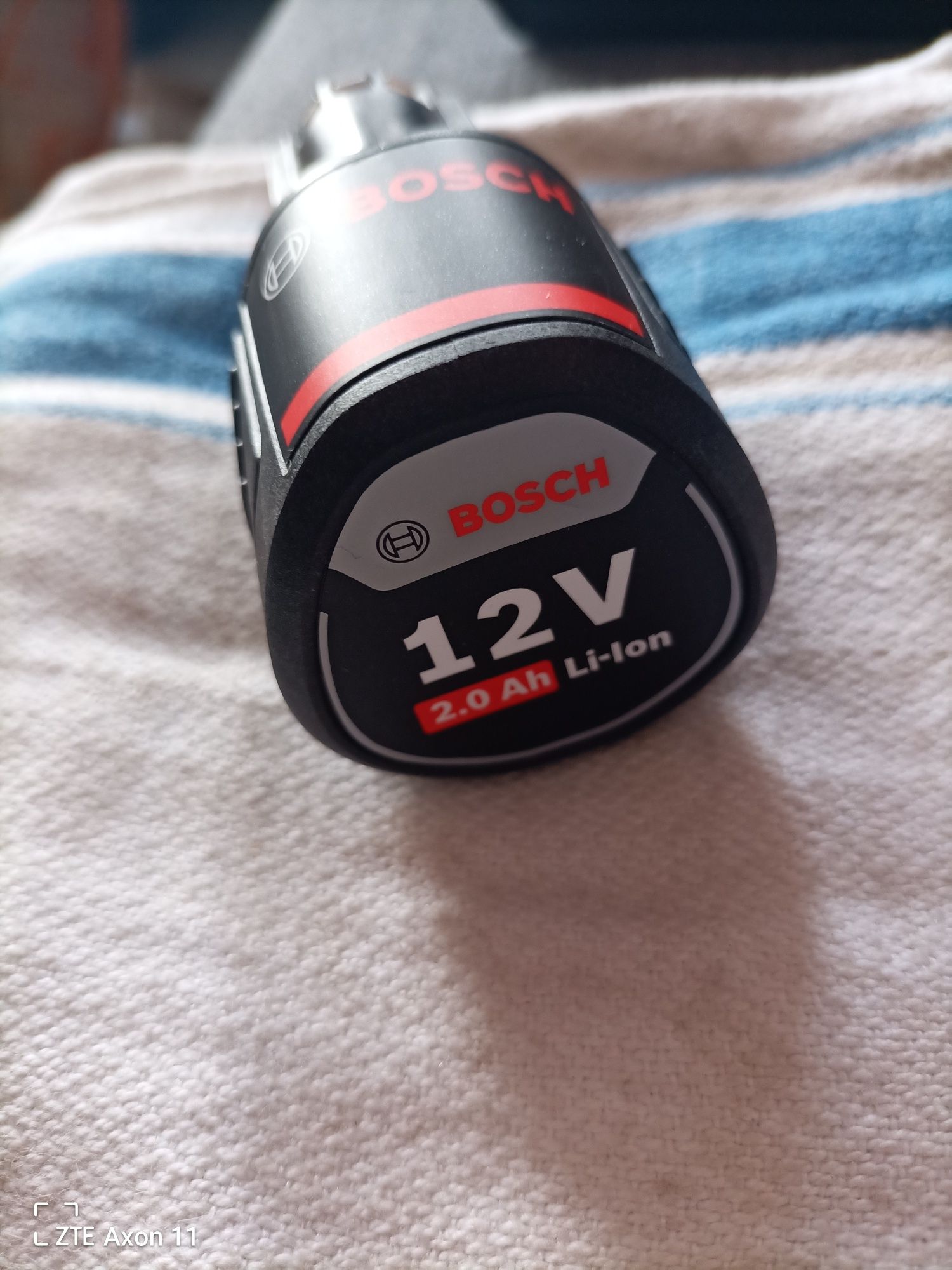 Bosch GBA 12V 2Ah.