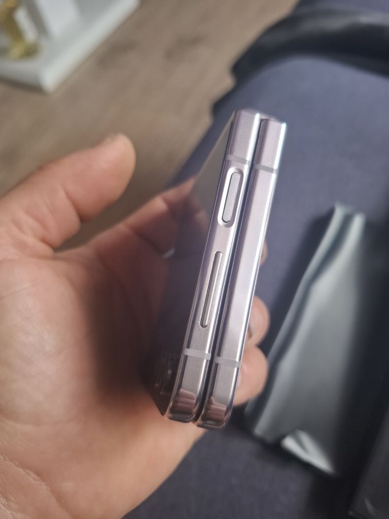 Samsung flip 5  składany idealny