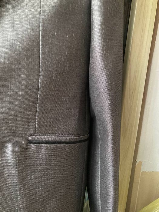 Чоловічий костюм трійка