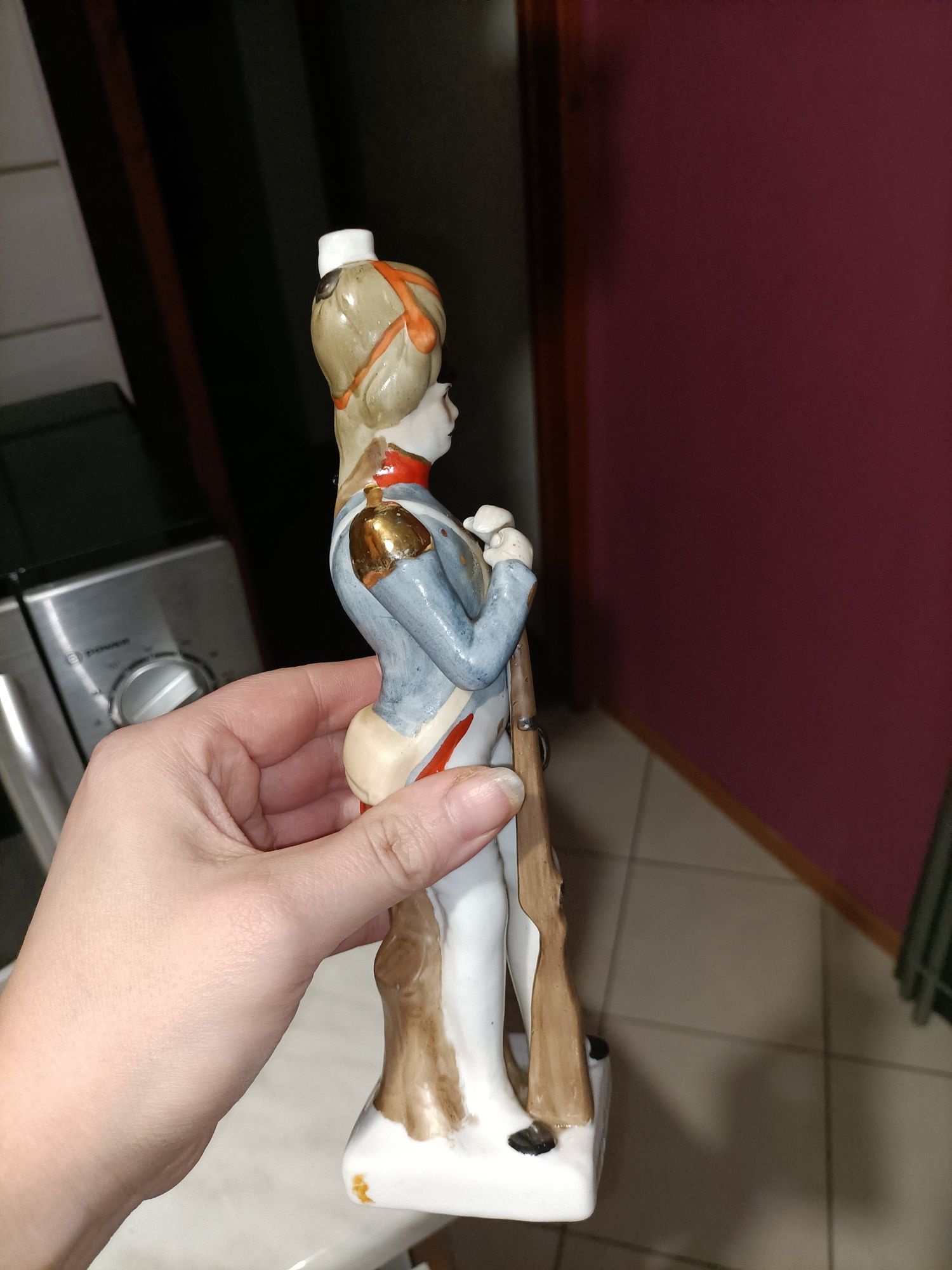 Porcelanowa figurka vintage