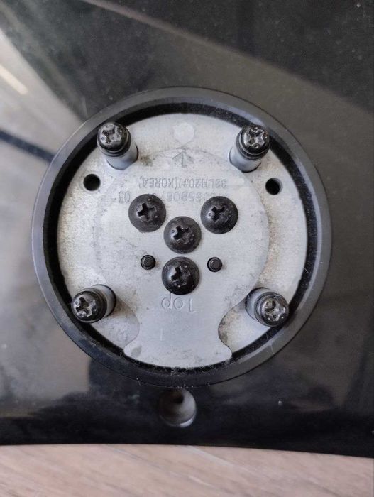 Для телевізора на тумбу