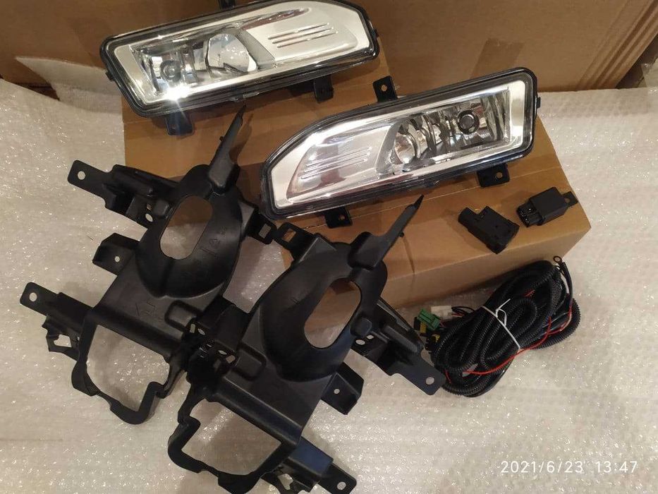 Протитуманні фари комплект Nissan Rogue Sport Qashqai J11