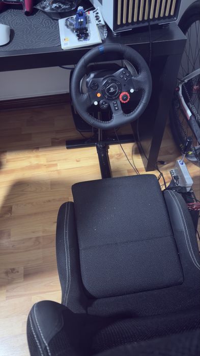 Playseat + Logitech G29