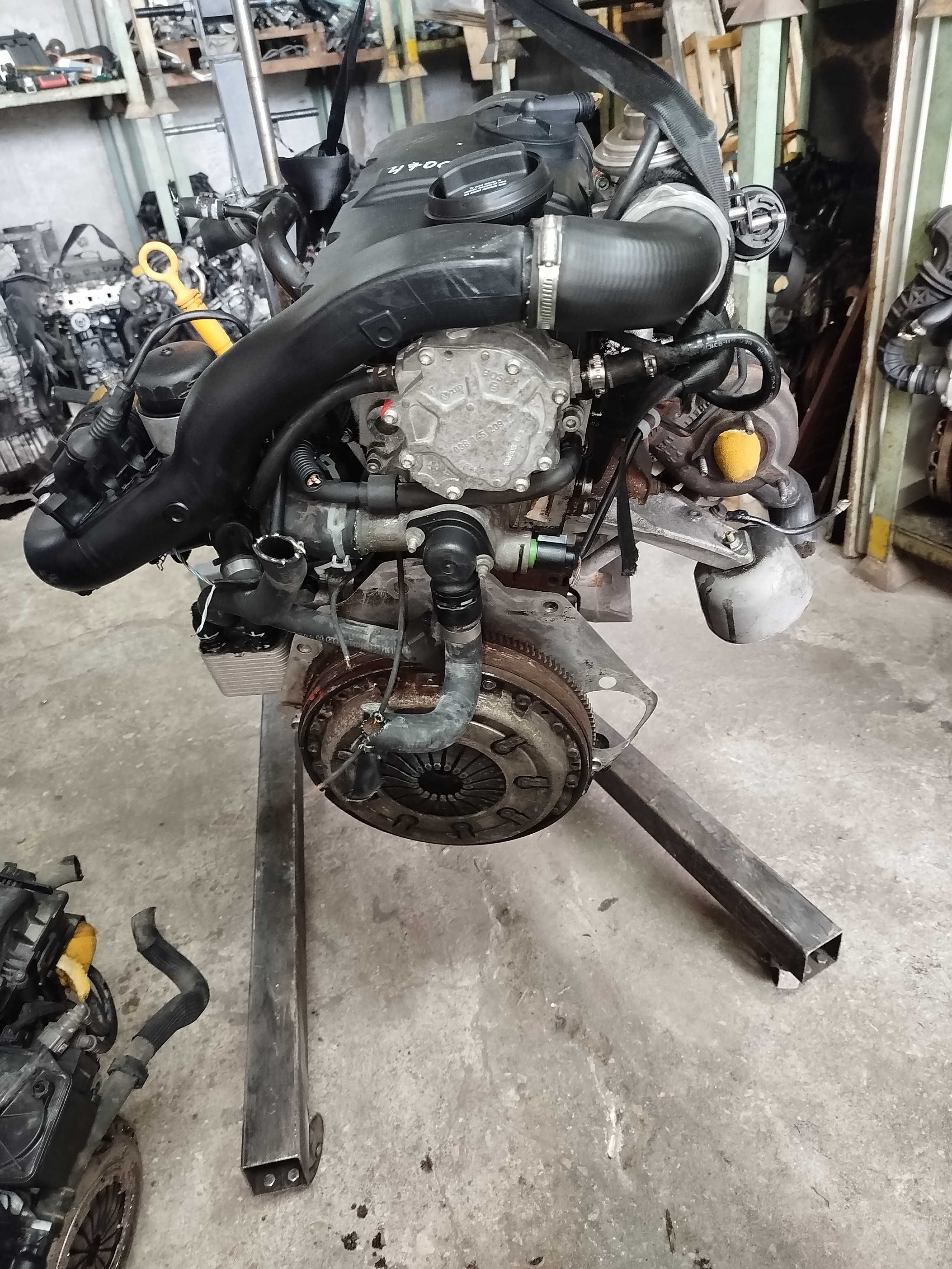 Motor VW audi Skoda AWX AVF 130 cv 1.9tdi