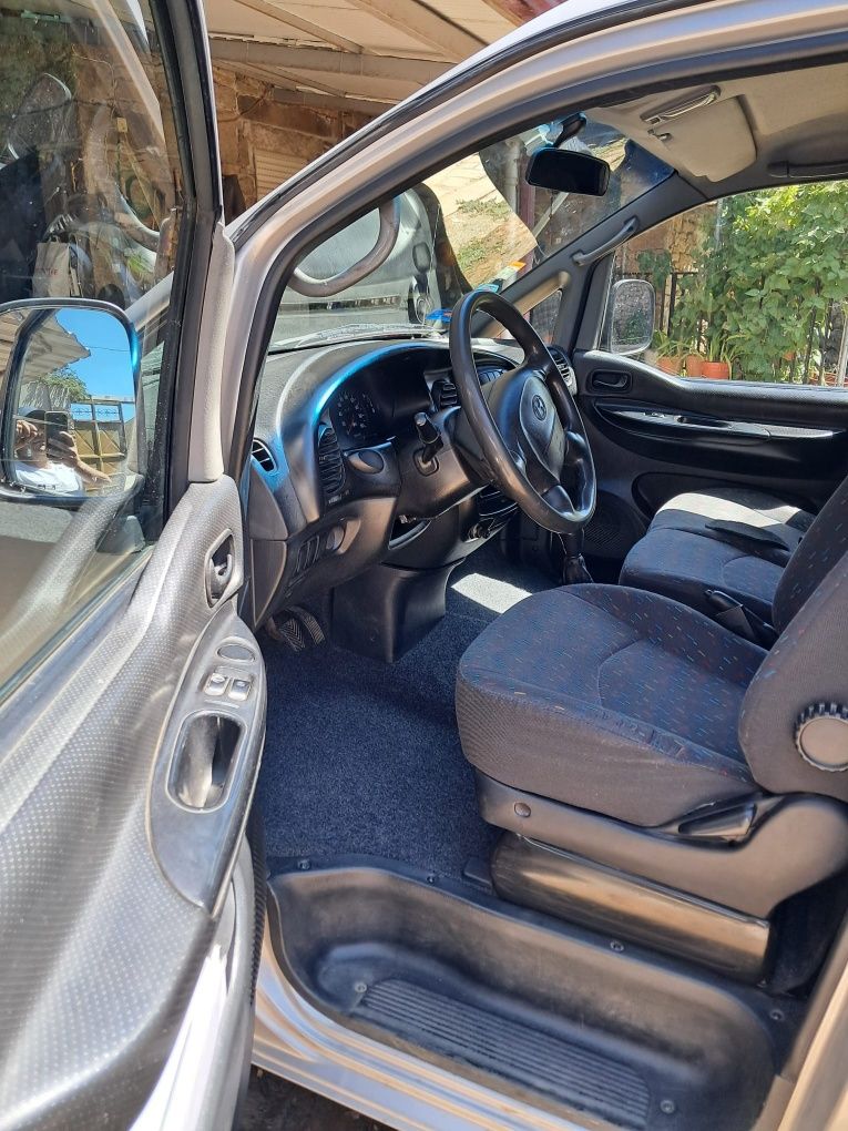 Hyundai H1 2003 2.5turbo