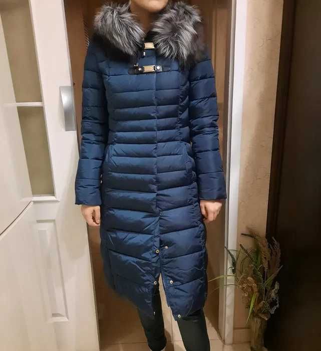 Зимове пальто пуховик з натуральним хутром