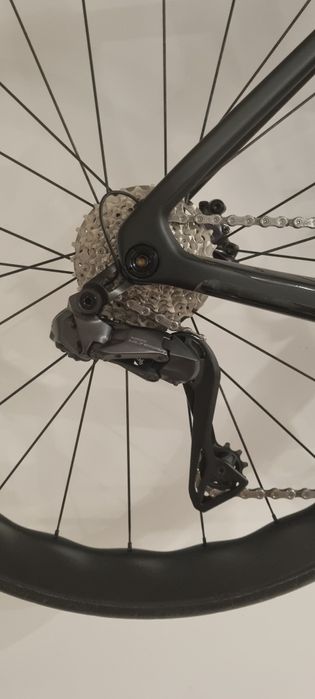 Van Rysel FCR Ultegra Di2 12s | Koła Falcon FVS Carbon 45