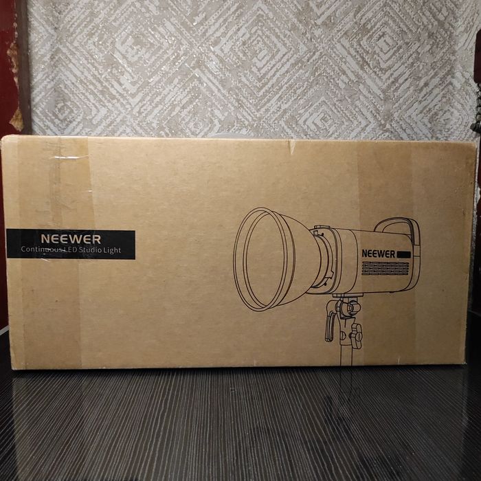 Професійне студійне LED Світло Neewer CB100 (100W) для Фото/Відео