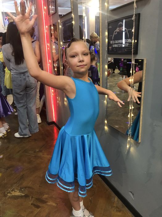 Сукня для виступу та тренувань