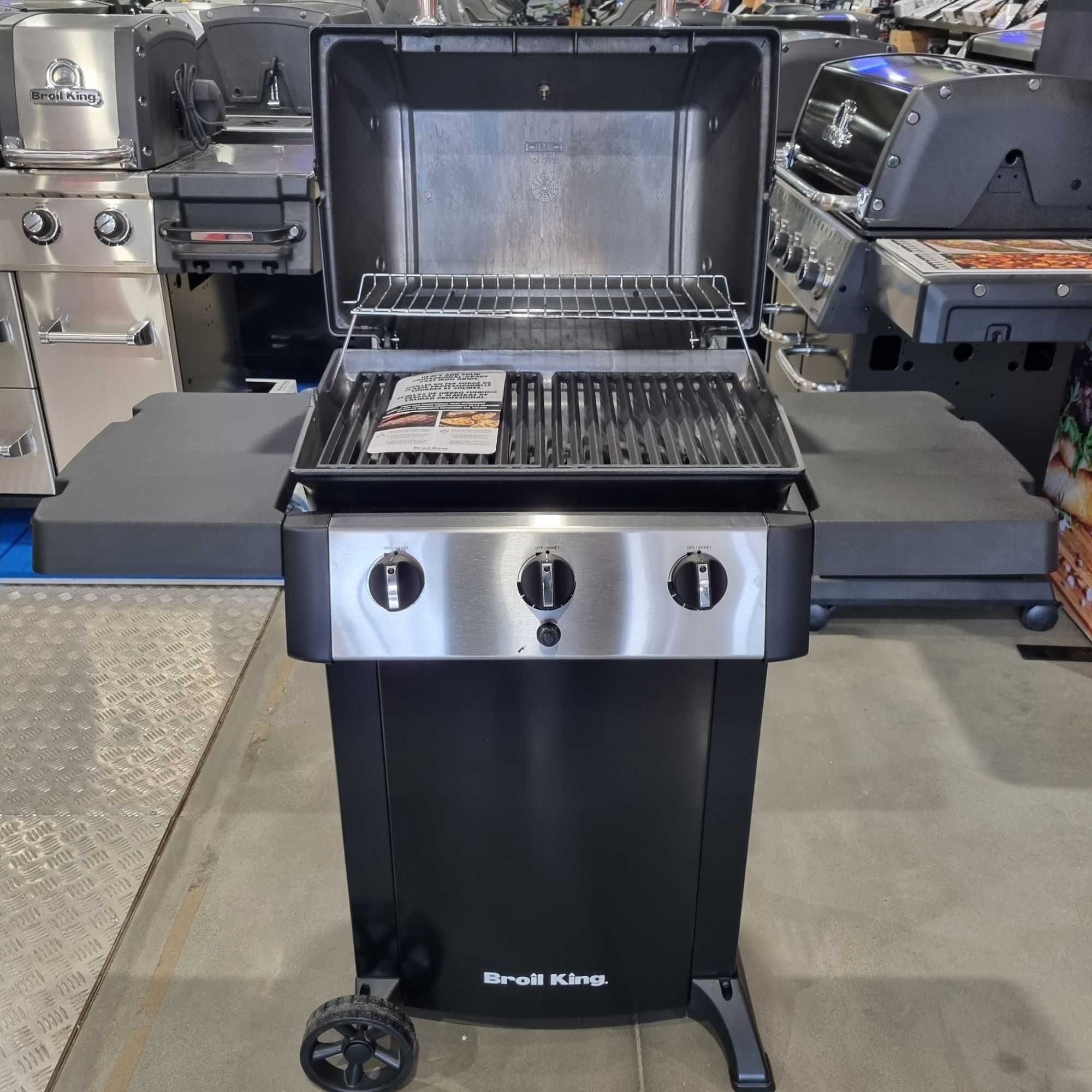 Grill gazowy Broil King GEM 310 WYPRZEDAŻ EKSPOZYCJI