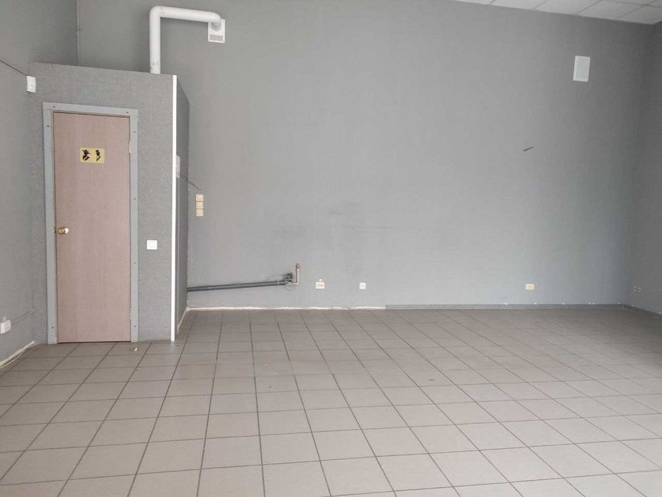 Оренда приміщеня 40,5 м2/ пр. Ювілейний 57/106/ червона лінія