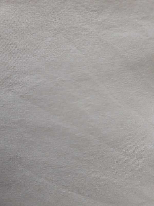 Jedwabna bluzka z długim rękawem. Massimo Dutti
