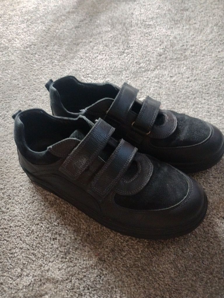 Buty mokasyny, chłopięce, skórzane, Lasocki roz. 38, stan bardzo dibry