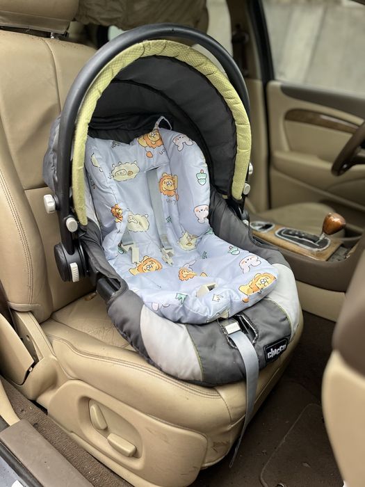 Автолюлька чикко