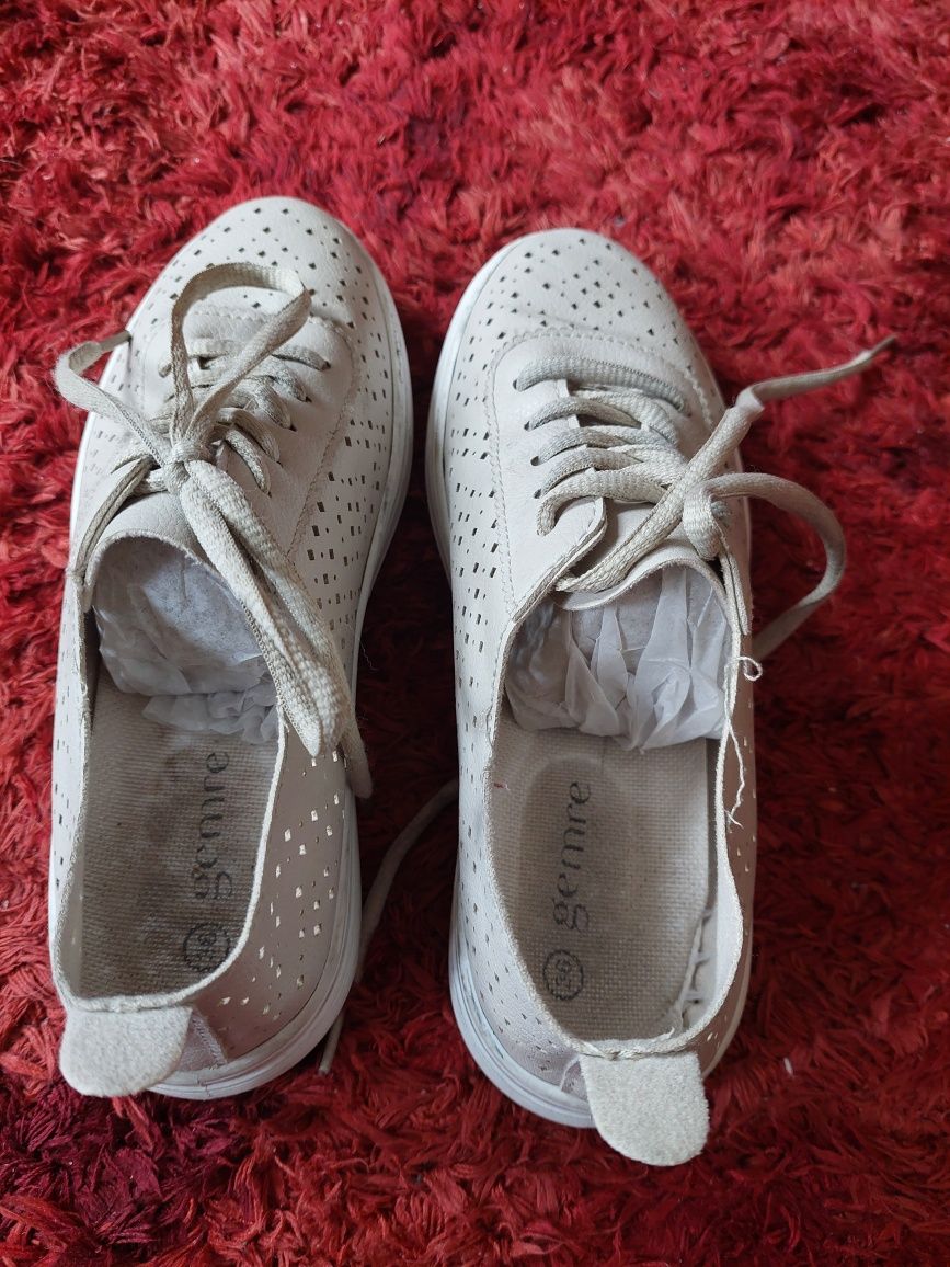 Buty sznurowane / dziurkowane / tenisówki / rozm. 36